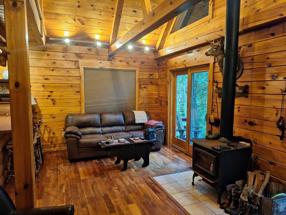 Neshannock Creekside Log Cabin Volant Ngoại thất bức ảnh