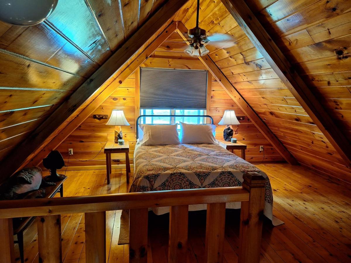 Neshannock Creekside Log Cabin Volant Ngoại thất bức ảnh